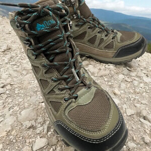 Denali Women’s Olive Green and Brown Hiking Boots. Size: 8